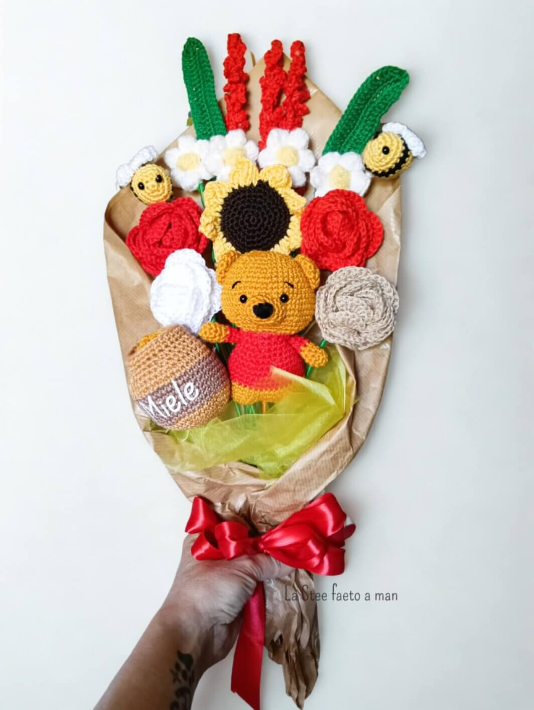 Bouquet di fiori amigurumi Winnie Pooh